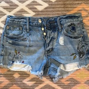 American Eagle: Vintage High Rise Shorts